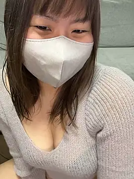 xxx yuna xxx online show from 11, 11, 2025