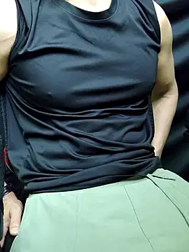 Snapshot of chocolate_alone chatting on 15, 11, 2025 chocolate alone online show from 15, 11, 2025