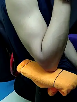 Snapshot of chocolate_alone chatting on 1, 11, 2025 chocolate alone online show from 1, 11, 2025