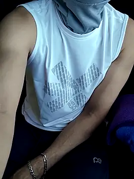 Snapshot of chocolate_alone chatting on 15, 10, 2025 chocolate alone online show from 15, 10, 2025