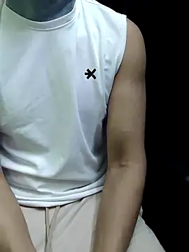 Snapshot of chocolate_alone chatting on 4, 11, 2025 chocolate alone online show from 4, 11, 2025