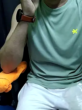 Snapshot of chocolate_alone chatting on 12, 10, 2025 chocolate alone online show from 12, 10, 2025