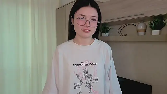 Susan Gardner online show from 16, 11, 2025