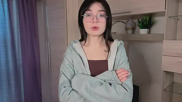 Susan Gardner online show from 13, 11, 2025