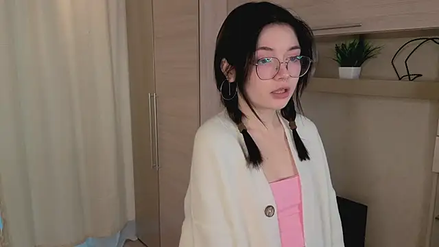 Susan Gardner online show from 20, 11, 2025