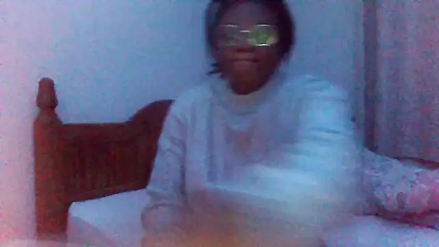 SexyGemBeautyX online show from 21, 11, 2025