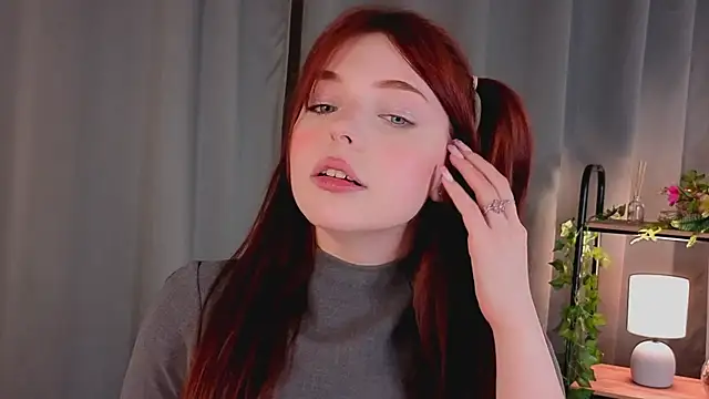 AnnieKim  online show from 14, 2, 2026