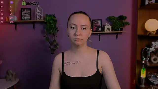 mila glow1 online show from 7, 4, 2026