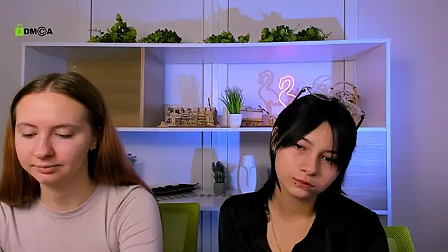 mila glow1 online show from 5, 10, 2025