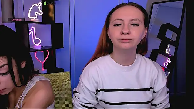 mila glow1 online show from 25, 10, 2025