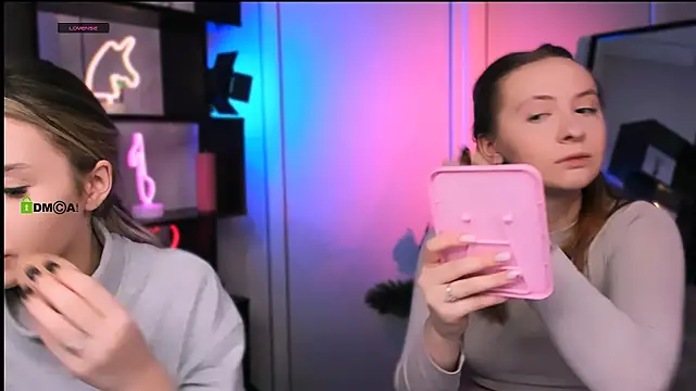 mila glow1 online show from 4, 12, 2025