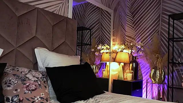 EvaRhea online show from 24, 3, 2026