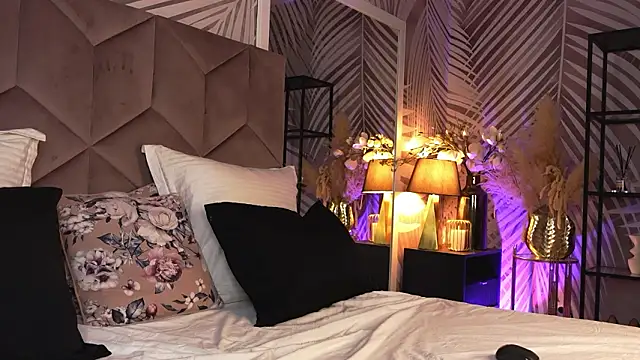 EvaRhea online show from 25, 3, 2026