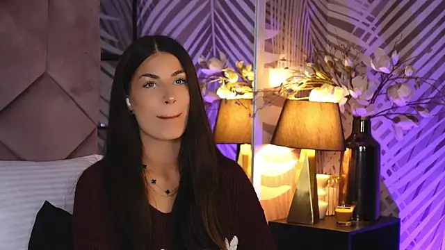 EvaRhea online show from 25, 11, 2025