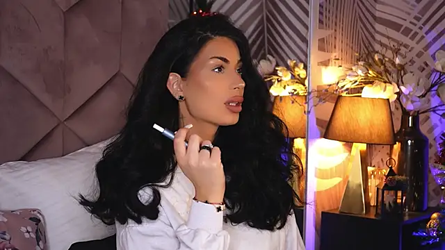 EvaRhea online show from 16, 12, 2025