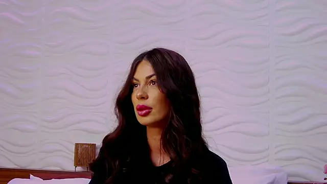 EvaRhea online show from 17, 9, 2025