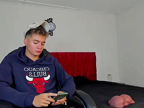 paull george online show from 10, 10, 2025