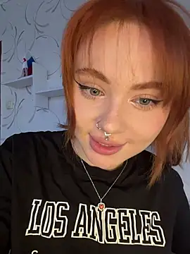 LunaMillie online show from 13, 2, 2026