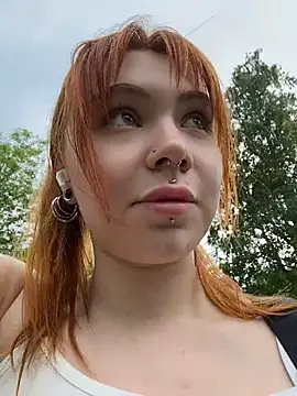 LunaMillie online show from 24, 5, 2026