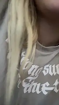 LunaMillie online show from 18, 12, 2025