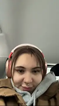 LunaMillie online show from 9, 1, 2026