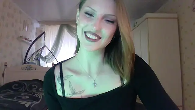 RuxaShade online show from 29, 10, 2025