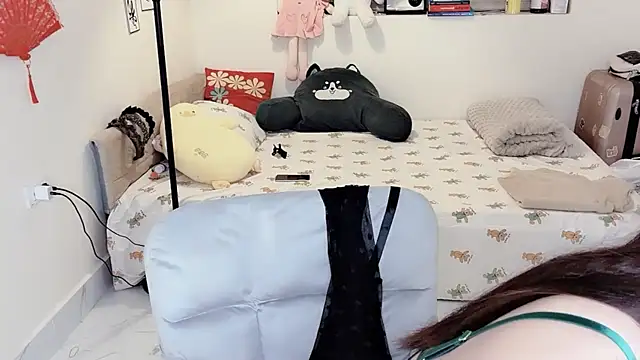 MaiLiiil online show from 18, 10, 2025