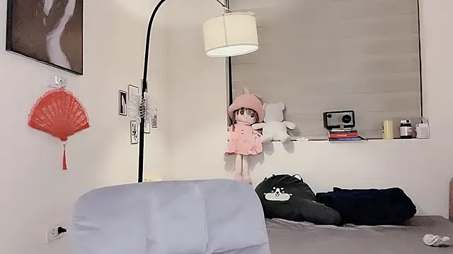 MaiLiiil online show from 11, 10, 2025