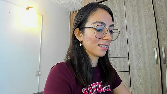 horny adiction online show from 3, 3, 2026