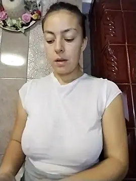 LenaBloomy online show from 8, 10, 2025