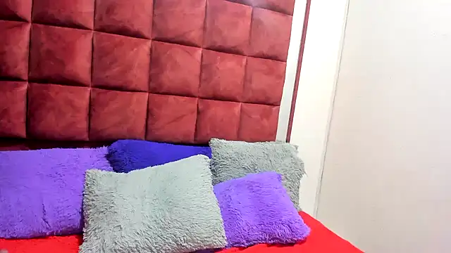 AANGELADIAZZ online show from 13, 9, 2025