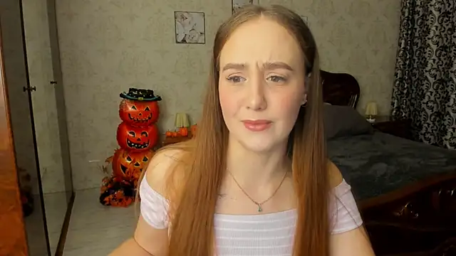 SabrinaCandi online show from 5, 11, 2025