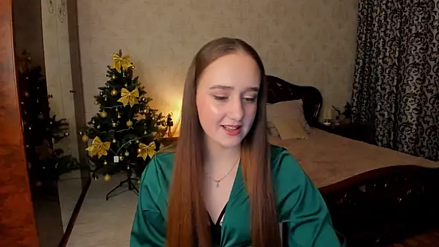 SabrinaCandi online show from 4, 12, 2025