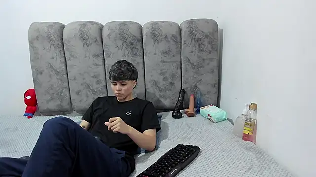 Bruno Cruzz online show from 24, 4, 2026