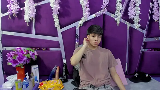 Bruno Cruzz online show from 7, 2, 2026