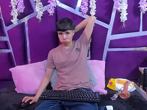 Bruno Cruzz online show from 15, 11, 2025