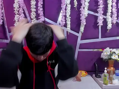 Bruno Cruzz online show from 18, 12, 2025