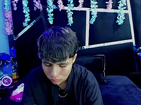 Bruno Cruzz online show from 9, 9, 2025