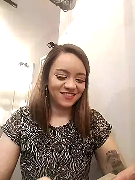 Sky Junne online show from 22, 9, 2025