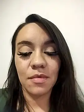 Sky Junne online show from 10, 9, 2025