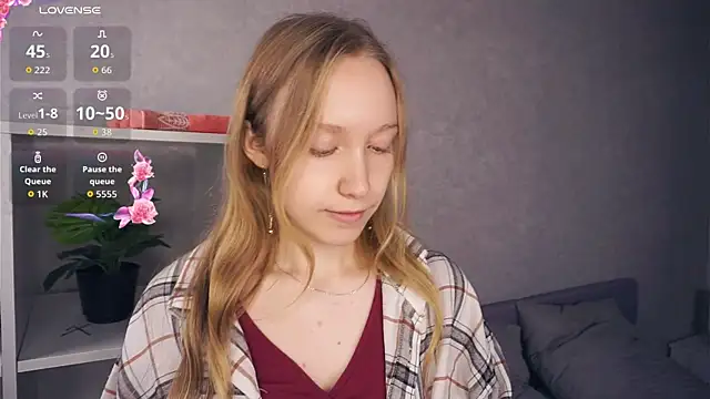 EarnestineGyllenband online show from 7, 11, 2025