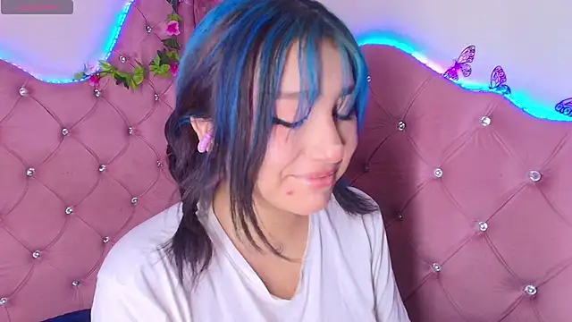 sophiievv online show from 17, 4, 2026