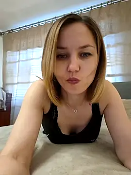 VeroLoverx online show from 5, 4, 2026