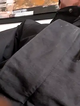 Snapshot of Chffbhf chatting on 21, 11, 2025 Chffbhf online show from 21, 11, 2025