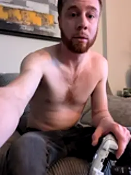 Snapshot of Chffbhf chatting on 13, 12, 2025 Chffbhf online show from 13, 12, 2025