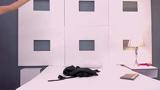 MarcelaLima online show from 22, 9, 2025