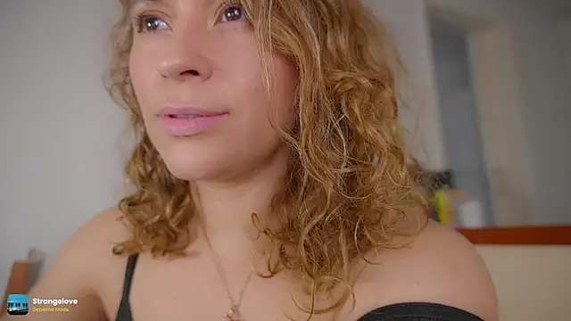 Seducktive online show from 5, 11, 2025