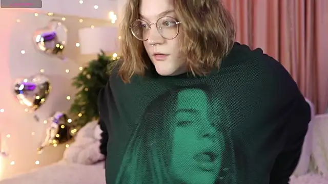 Alissa S online show from 19, 2, 2025