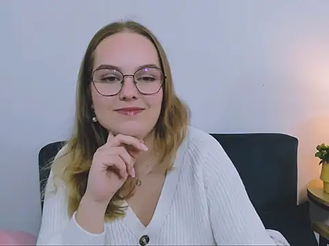 AliceCrazy69 online show from 18, 12, 2025