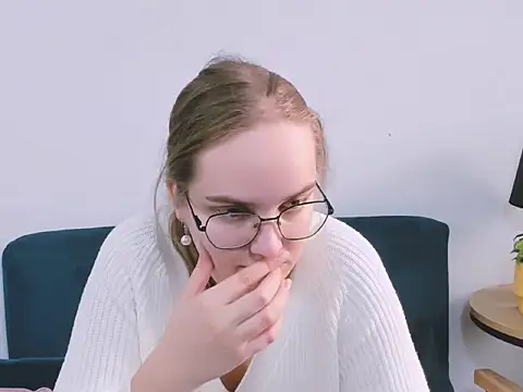 AliceCrazy69 online show from 19, 1, 2026